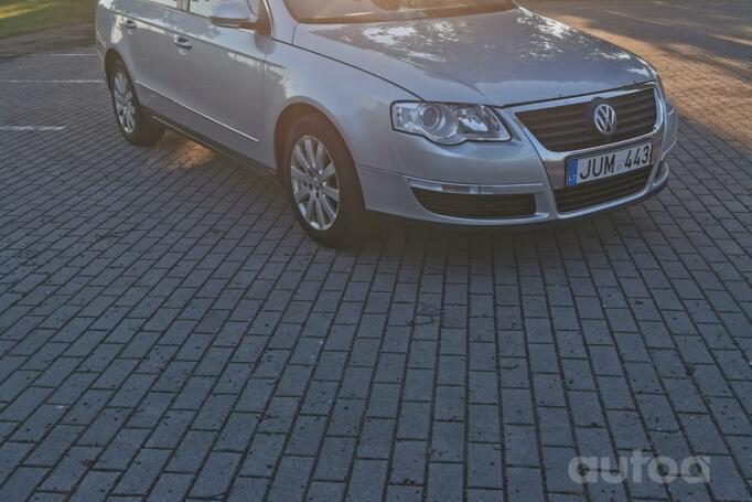 Volkswagen Passat B6 Sedan 4-doors