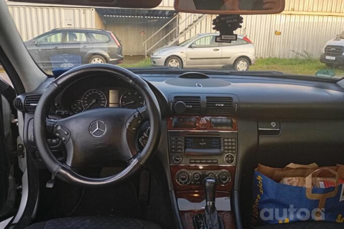 Mercedes-Benz C-Class W203/S203/CL203 [restyling] Sedan 4-doors
