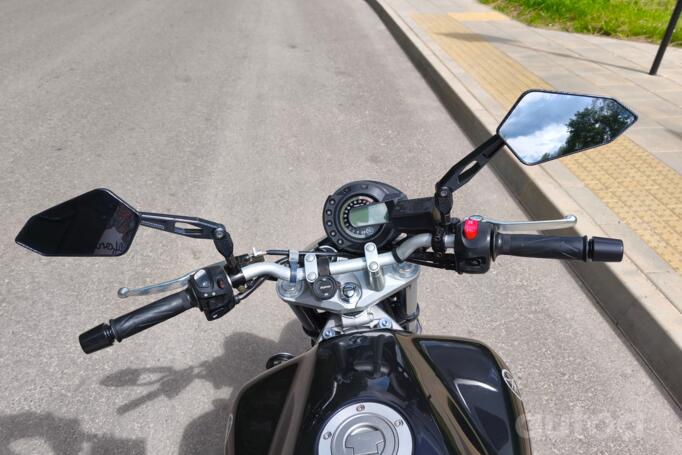 Yamaha FZ