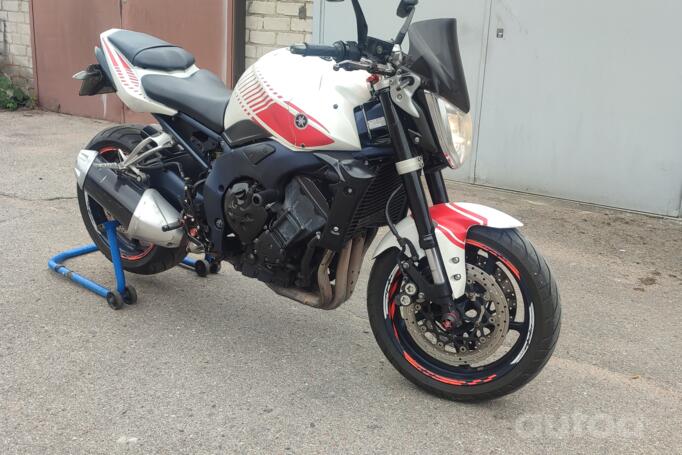 Yamaha FZ
