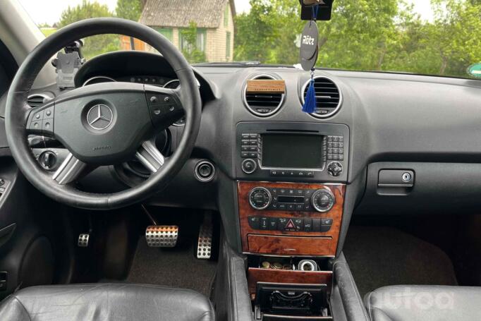 Mercedes-Benz M-Class