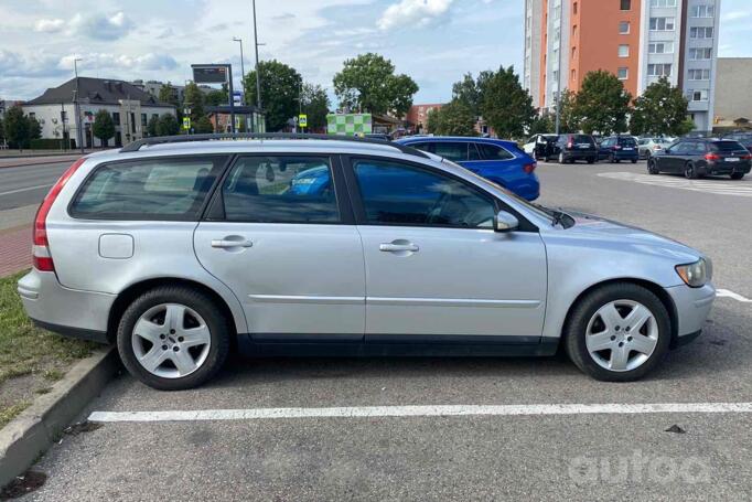 Volvo V50