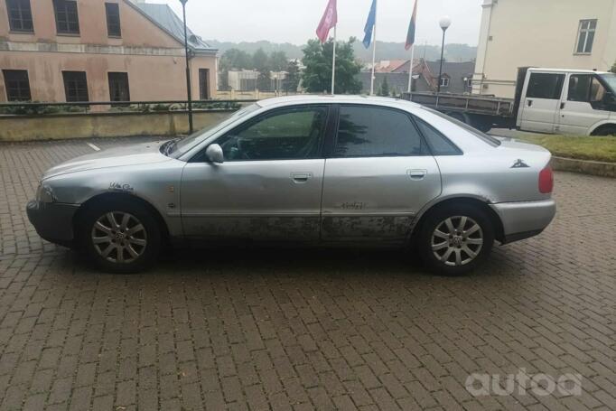 Audi A4 B5 [restyling] Sedan