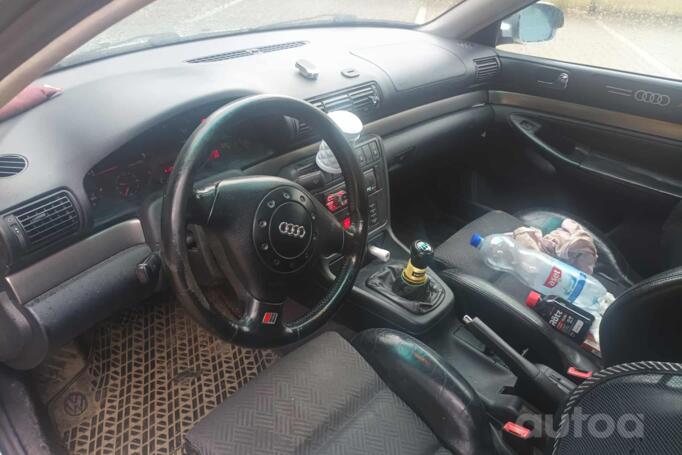Audi A4 B5 [restyling] Sedan