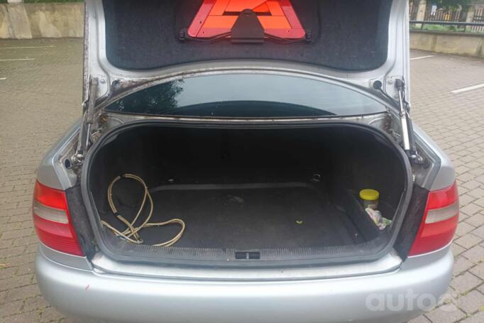 Audi A4 B5 [restyling] Sedan