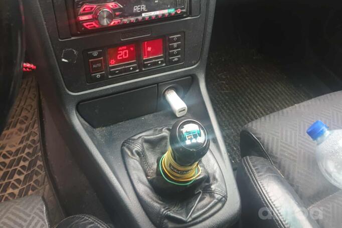 Audi A4 B5 [restyling] Sedan