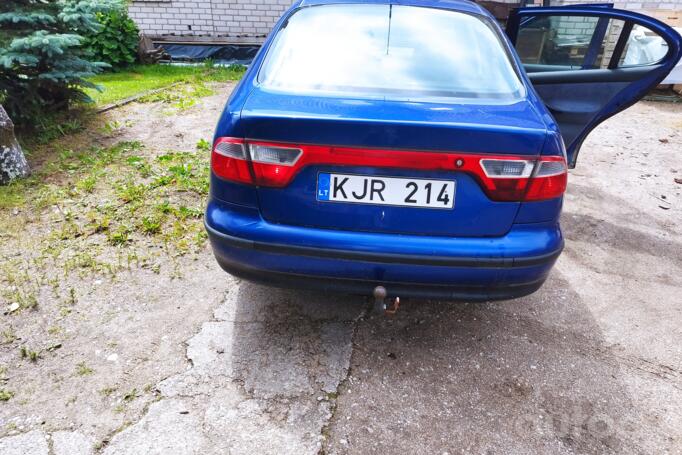 SEAT Toledo 2 generation Sedan