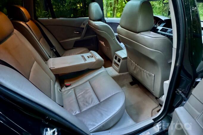 BMW 5 Series E60/E61 Touring wagon
