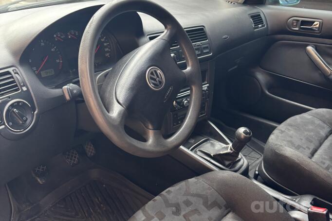 Volkswagen Bora 1 generation Sedan