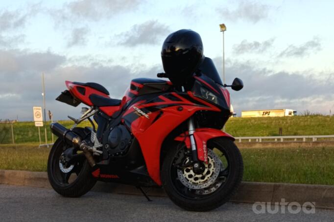 Honda CBR
