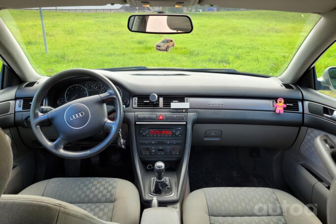Audi A6 4B/C5 [restyling] Sedan