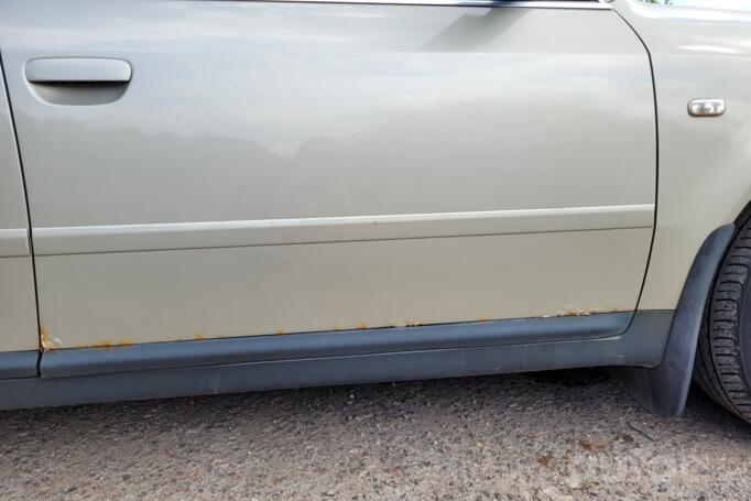 Audi A6 4B/C5 [restyling] Sedan