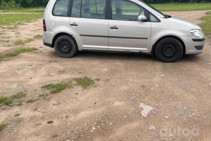 Volkswagen Touran 1 generation [restyling] Minivan 5-doors
