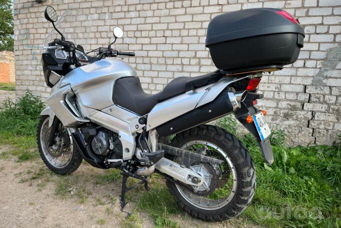 Aprilia Caponord
