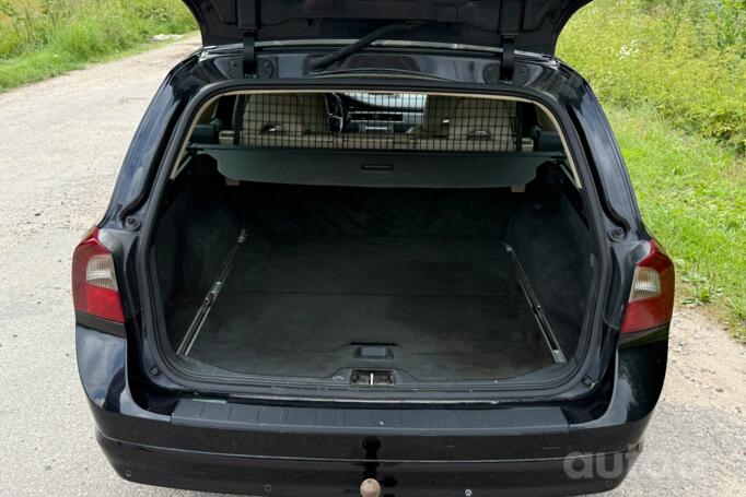 Volvo V70 3 generation wagon