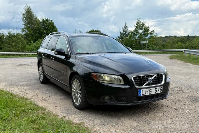 Volvo V70 3 generation wagon