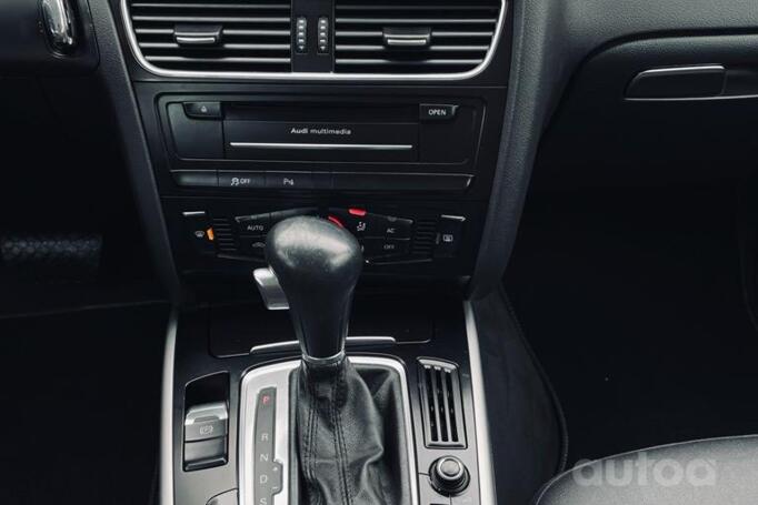 Audi A4 B8/8K wagon 5-doors