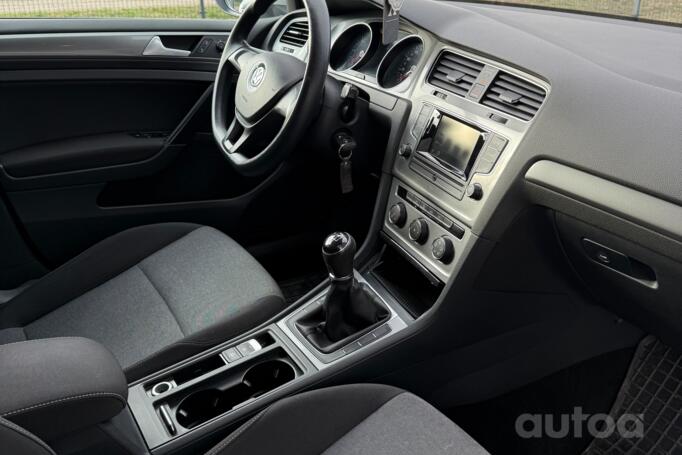 Volkswagen Golf 7 generation Hatchback 5-doors