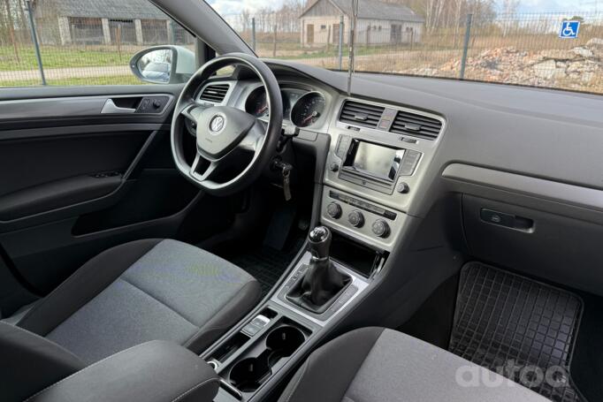Volkswagen Golf 7 generation Hatchback 5-doors