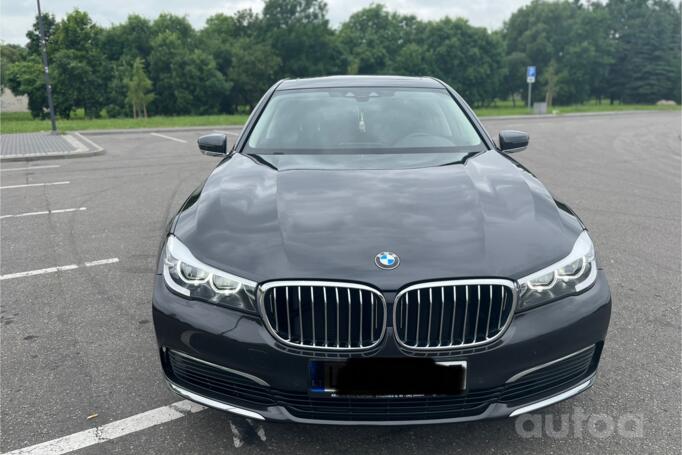 BMW 7 Series G11/G12 Sedan