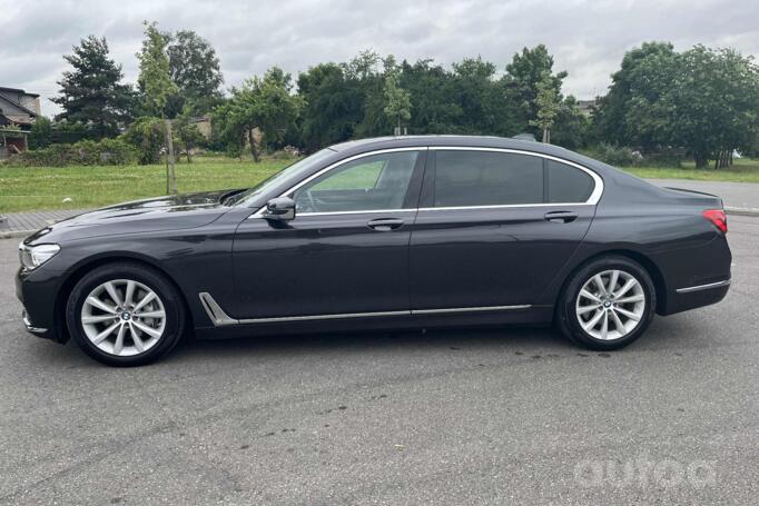 BMW 7 Series G11/G12 Sedan