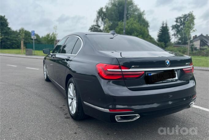 BMW 7 Series G11/G12 Sedan