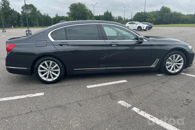 BMW 7 Series G11/G12 Sedan
