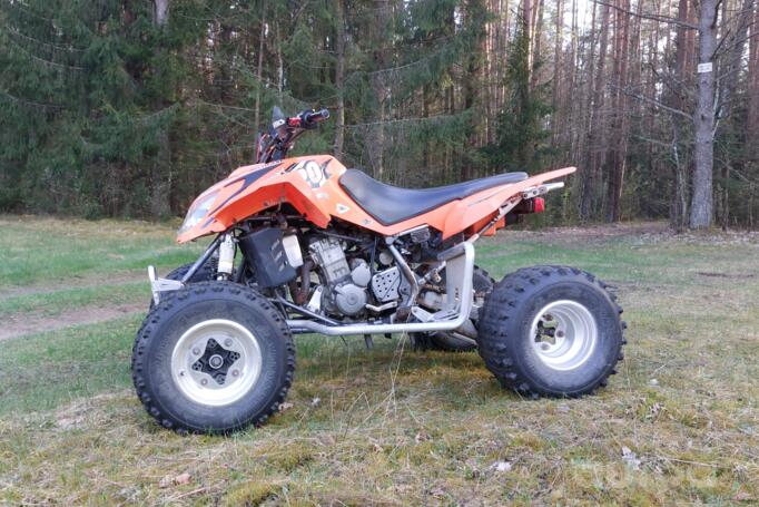 Arctic Cat DVX400
