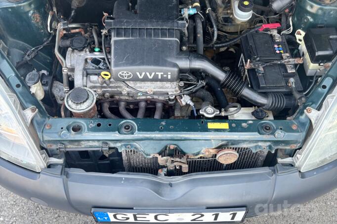 Toyota Yaris 1 generation