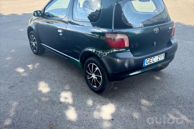 Toyota Yaris 1 generation