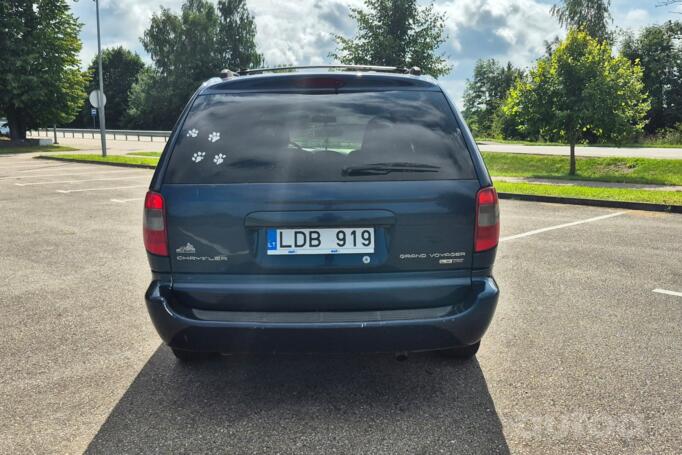 Chrysler Voyager 4 generation [restyling] Minivan Grand