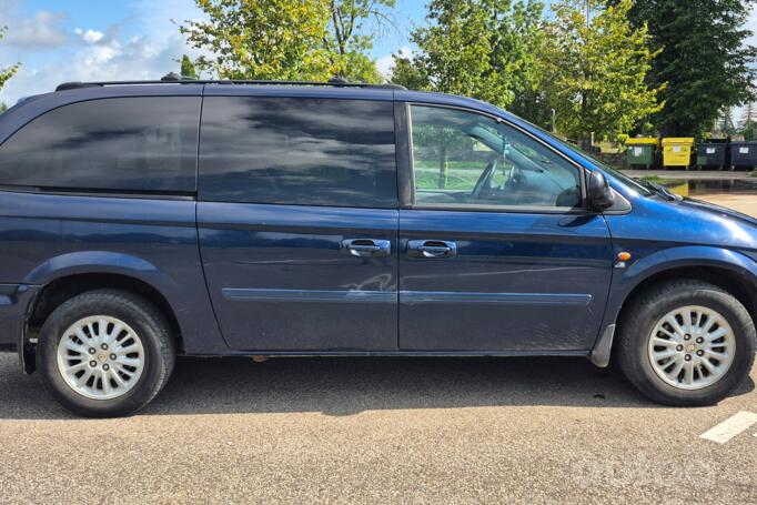 Chrysler Voyager 4 generation [restyling] Minivan Grand