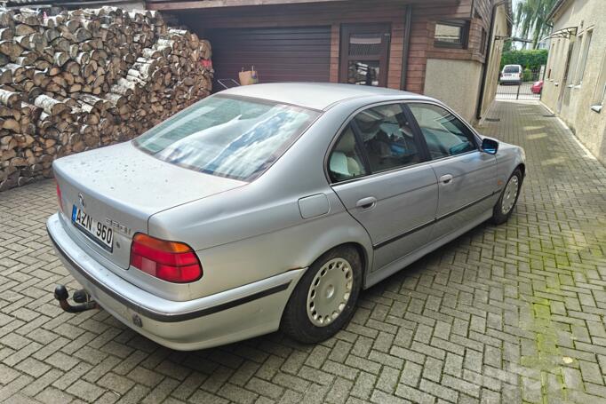 BMW 5 Series E39 Sedan 4-doors