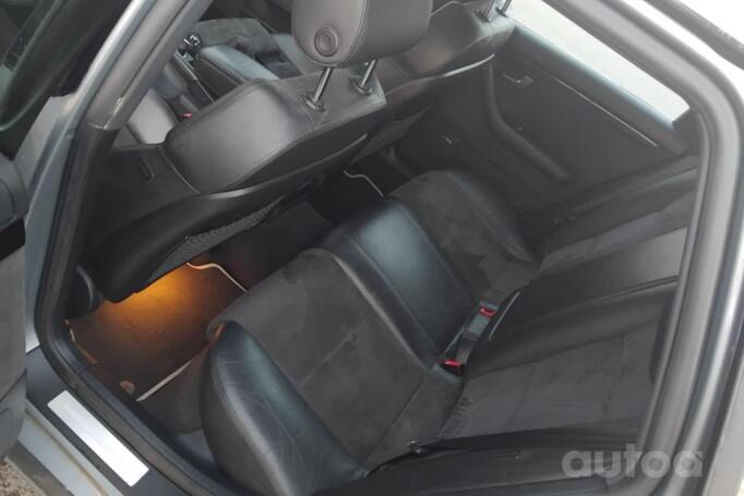 Audi A4 B7 Avant wagon 5-doors