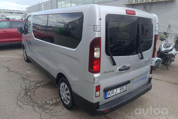 Renault Trafic 3 generation Minivan