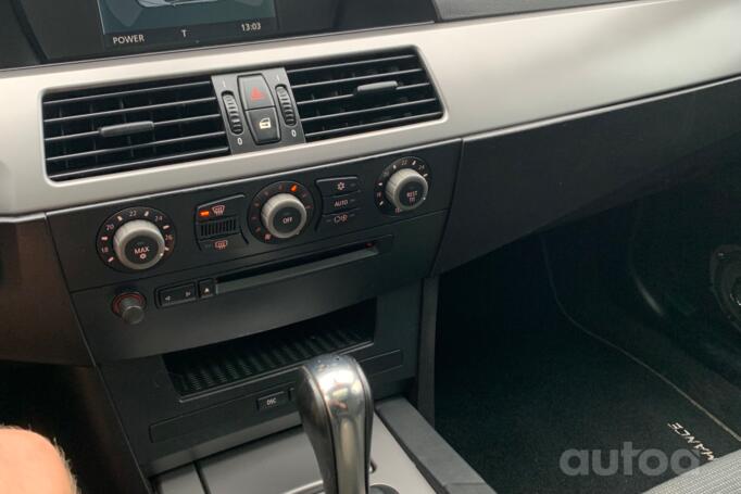 BMW 5 Series E60/E61 Touring wagon