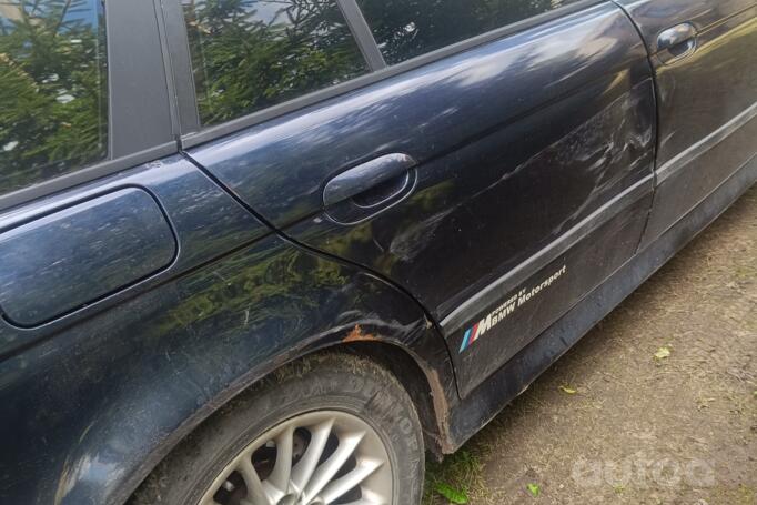 BMW 5 Series E39 Touring wagon