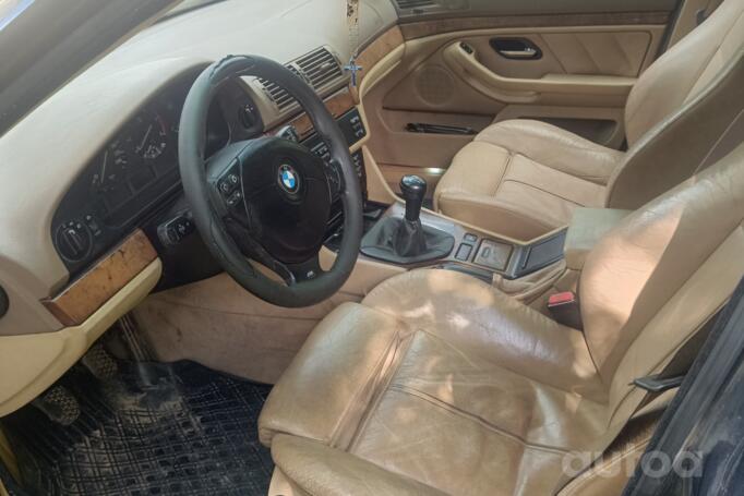 BMW 5 Series E39 Touring wagon