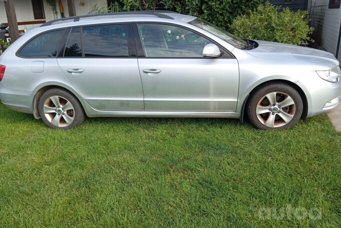 Skoda Superb 2 generation Combi wagon