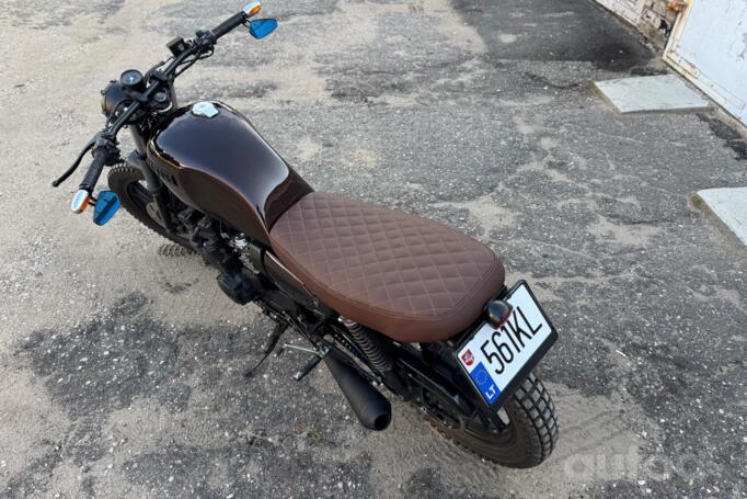 Yamaha XJ