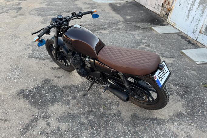 Yamaha XJ