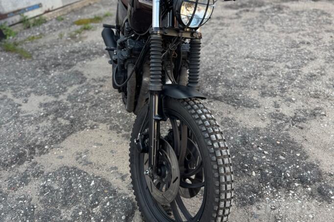 Yamaha XJ