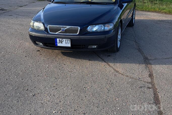 Volvo V70 2 generation R wagon 5-doors
