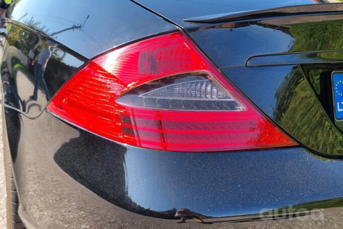 Mercedes-Benz CLS-Class C219 Sedan 4-doors