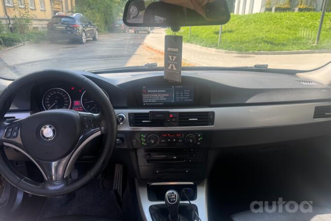 BMW 3 Series E90/E91/E92/E93 Sedan