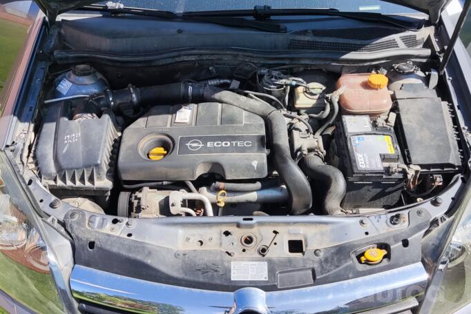 Opel Astra H Hatchback