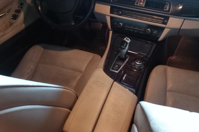 BMW 5 Series F07/F10/F11 Sedan