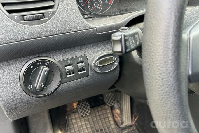 Volkswagen Caddy 3 generation [restyling] Minivan 4-doors