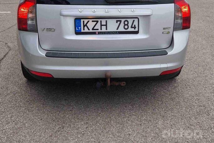 Volvo V50