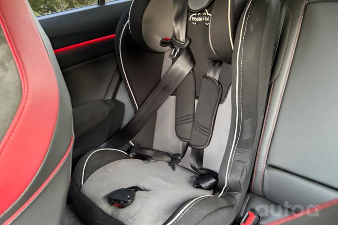 Volkswagen Golf GTI 7 generation [restyling]